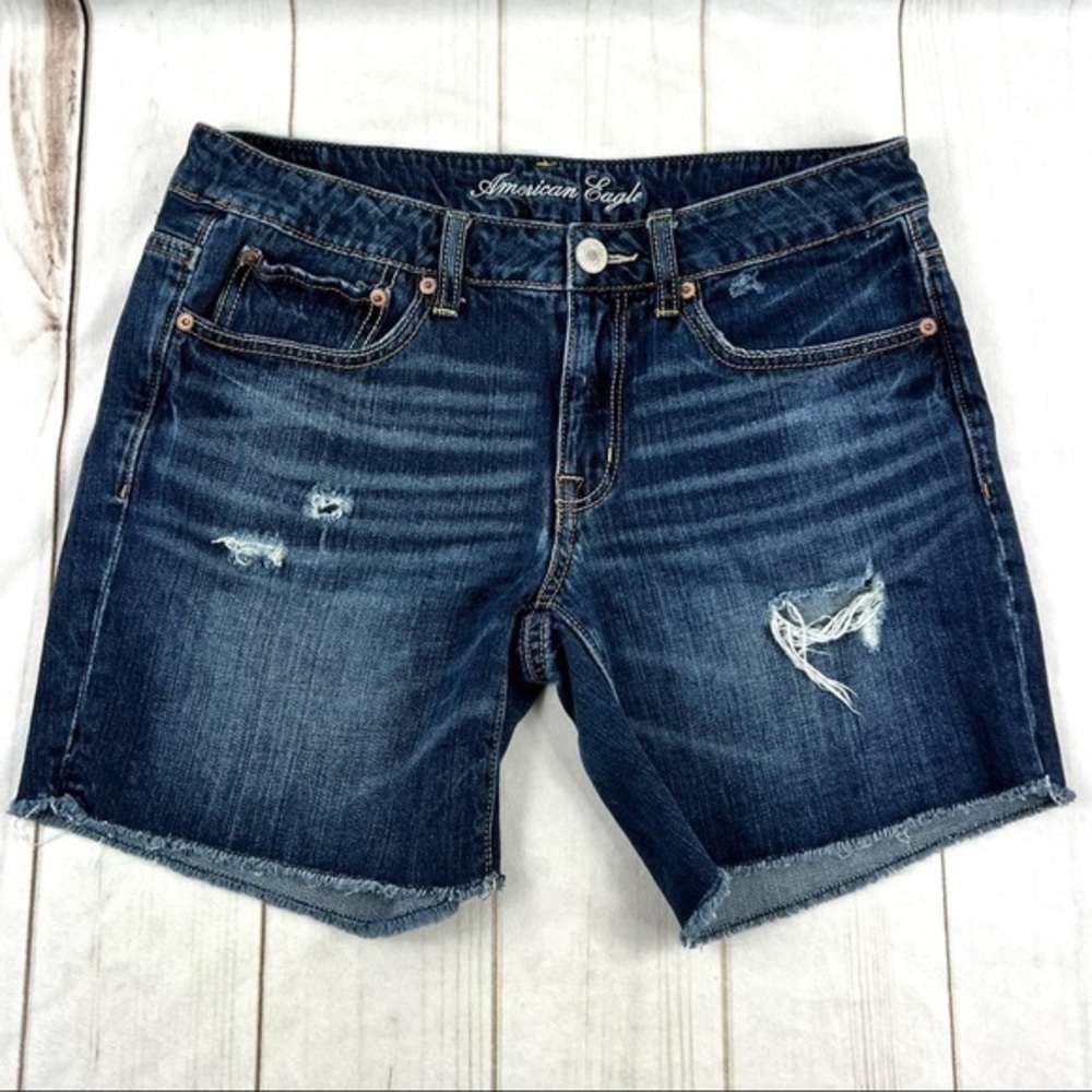 American Eagle jean shorts size 6